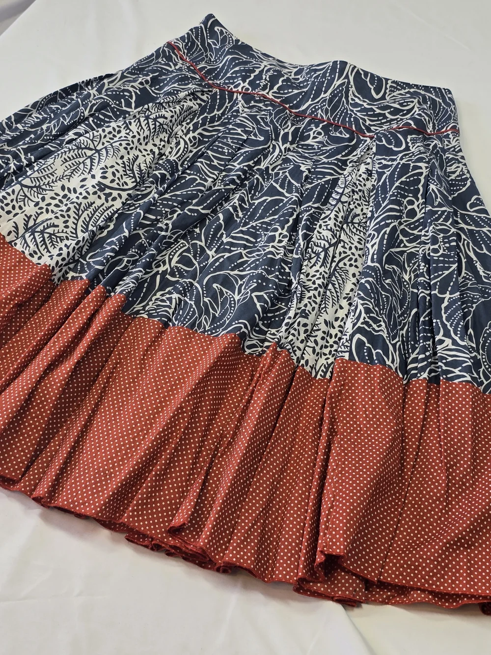 Wrap London 100% Cotton Leaf Print Pleated Skirt Blue Red Polka Dot Size 10